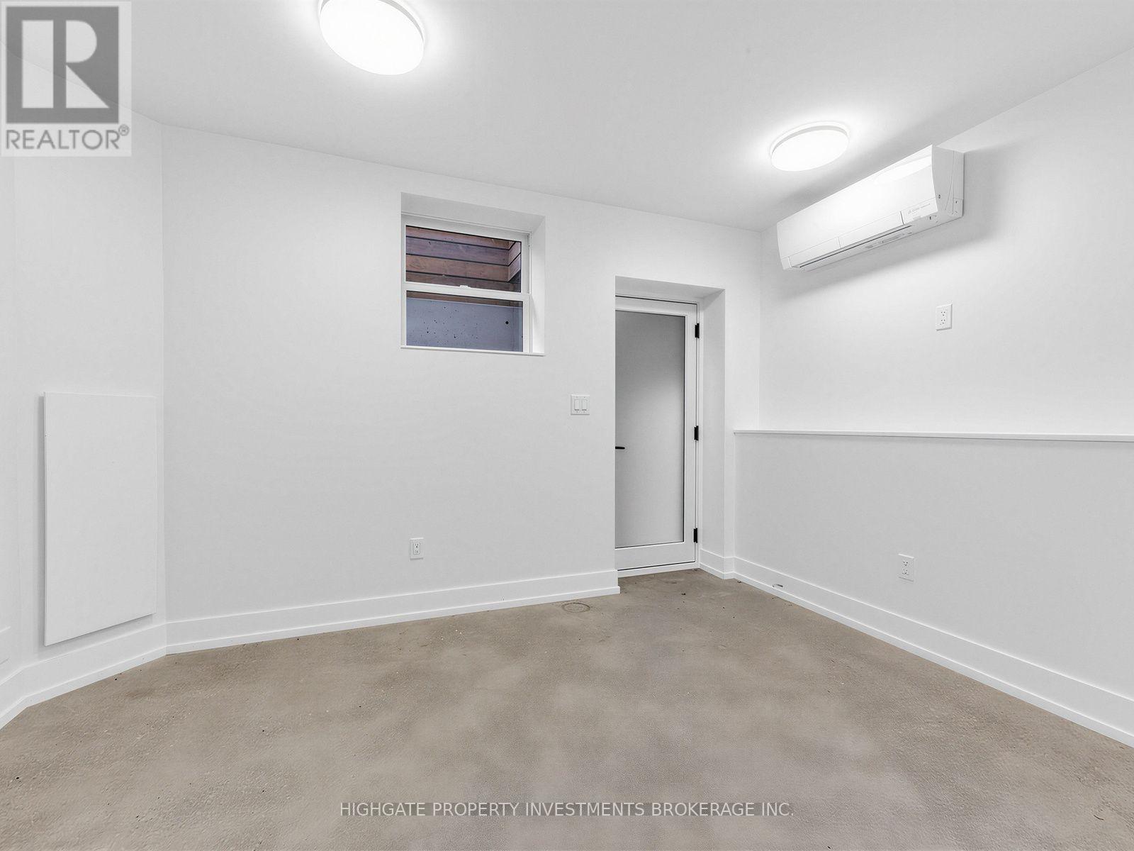 LOWER - 113 LANSDOWNE AVENUE