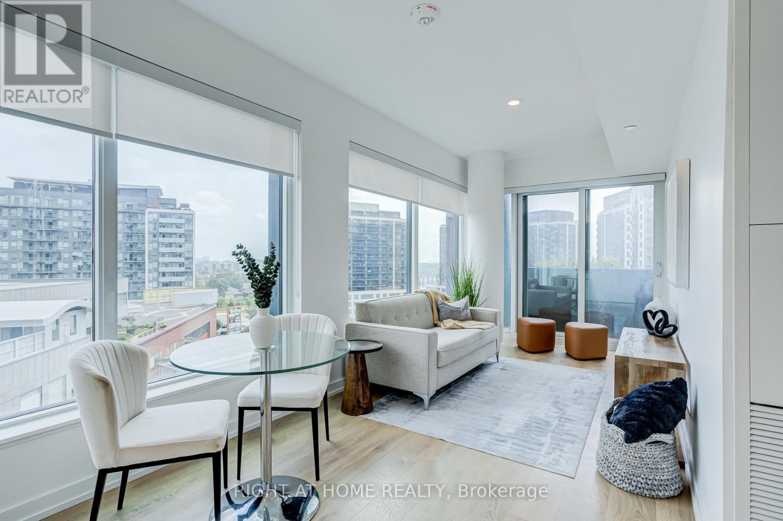 908 - 1100 SHEPPARD AVENUE W, Toronto, Ontario