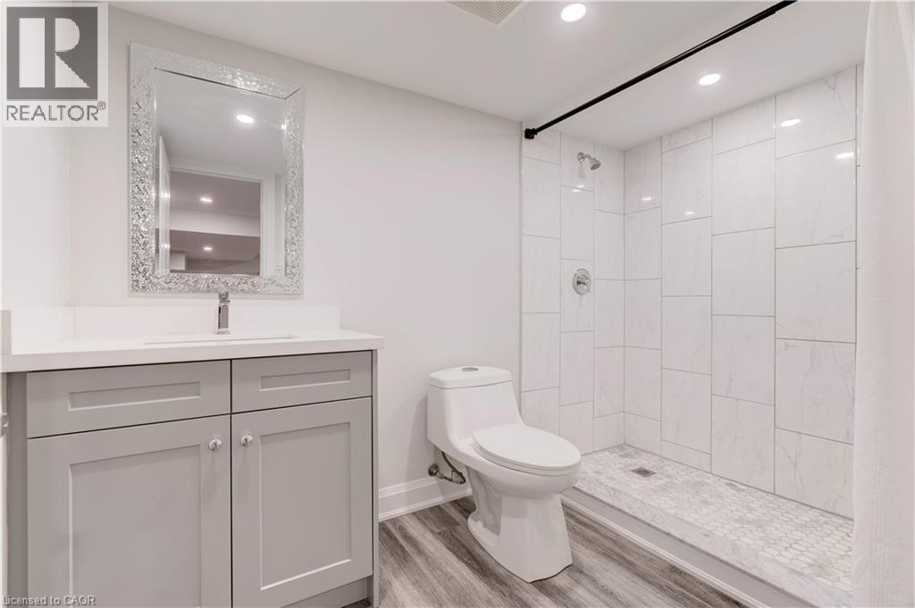 921 Scenic Drive, Hamilton, Ontario  L9C 1H7 - Photo 40 - 40854642