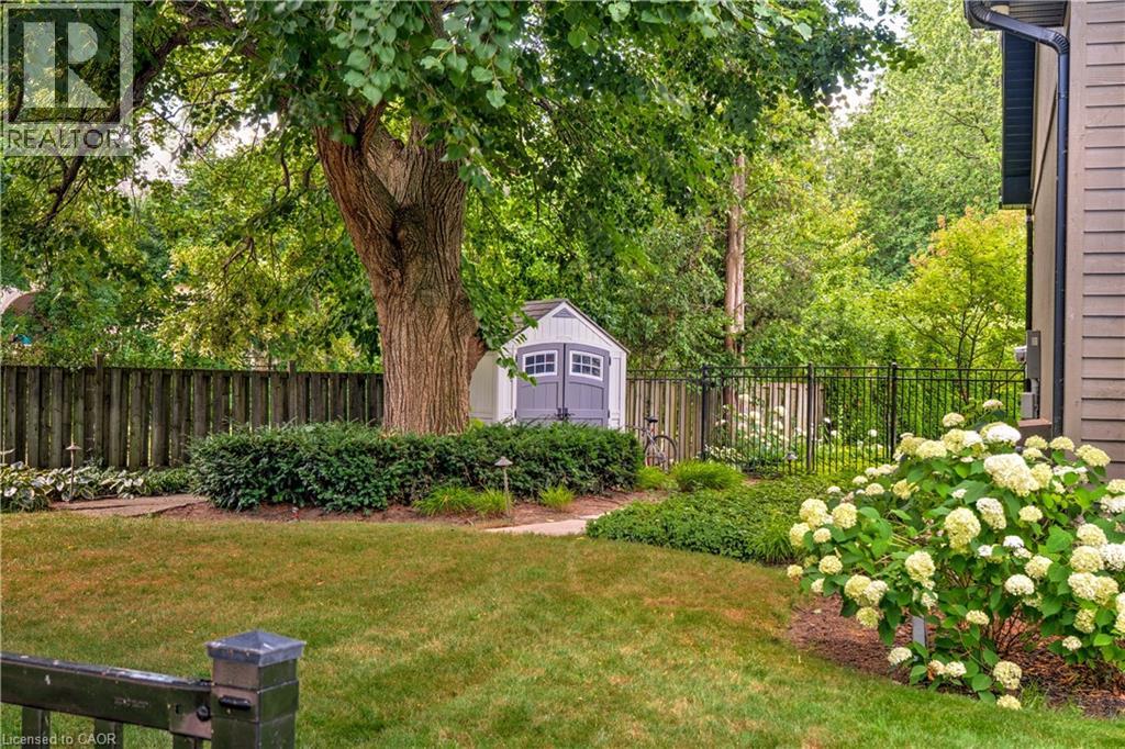 921 Scenic Drive, Hamilton, Ontario  L9C 1H7 - Photo 48 - 40854642