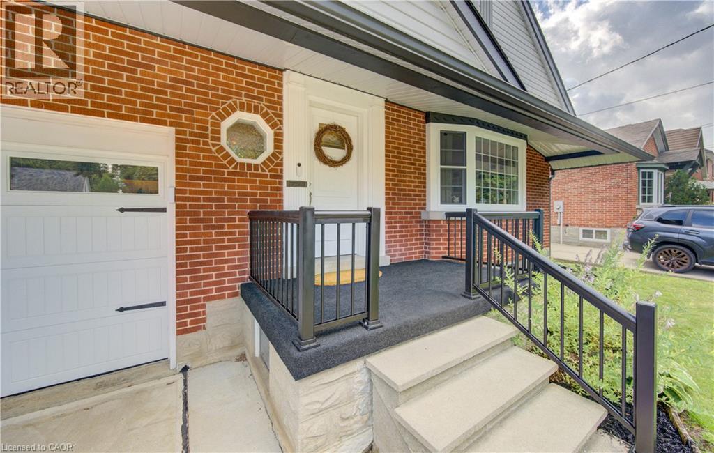 31 Edmund Road, Kitchener, Ontario  N2H 1J5 - Photo 5 - 40854207