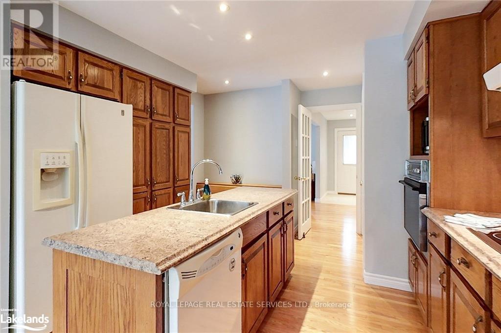 112 Bruce Street S, Blue Mountains, Ontario N0H 2P0 - Photo 7 - X13658084