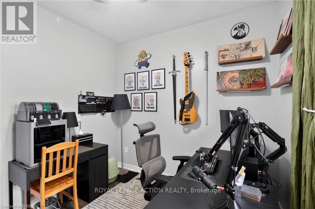 11 - 219 Shellard Lane, Brantford, Ontario  N3T 0B8 - Photo 19 - X13658128