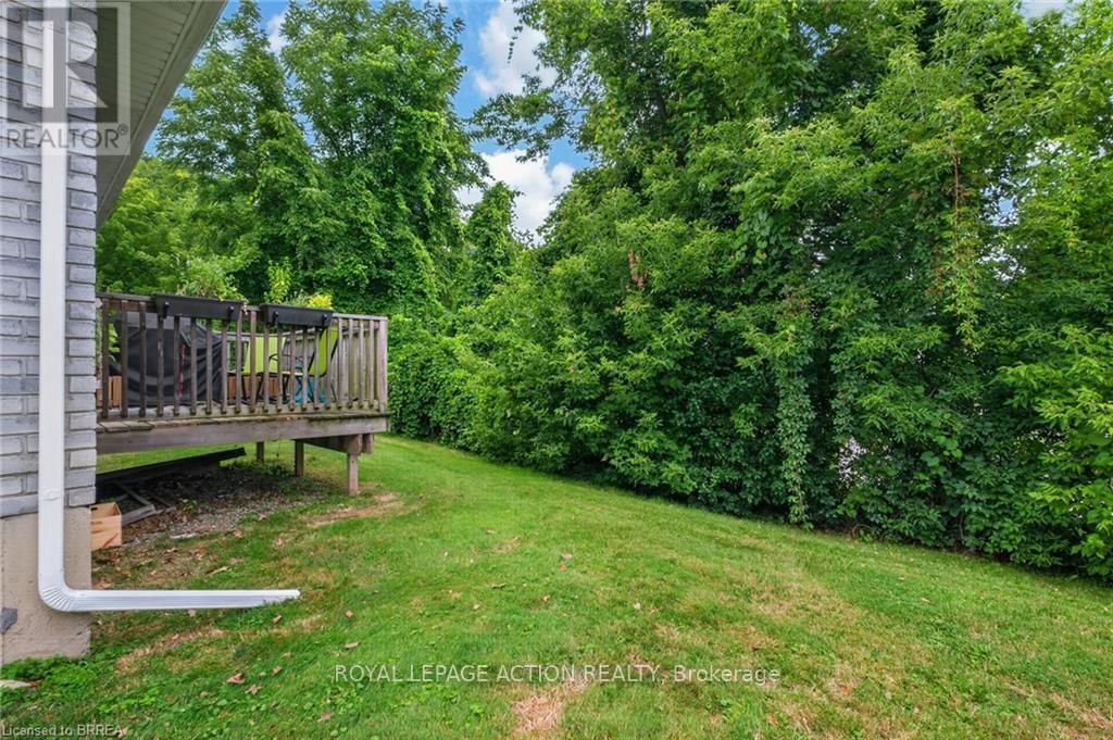 11 - 219 Shellard Lane, Brantford, Ontario  N3T 0B8 - Photo 35 - X13658128