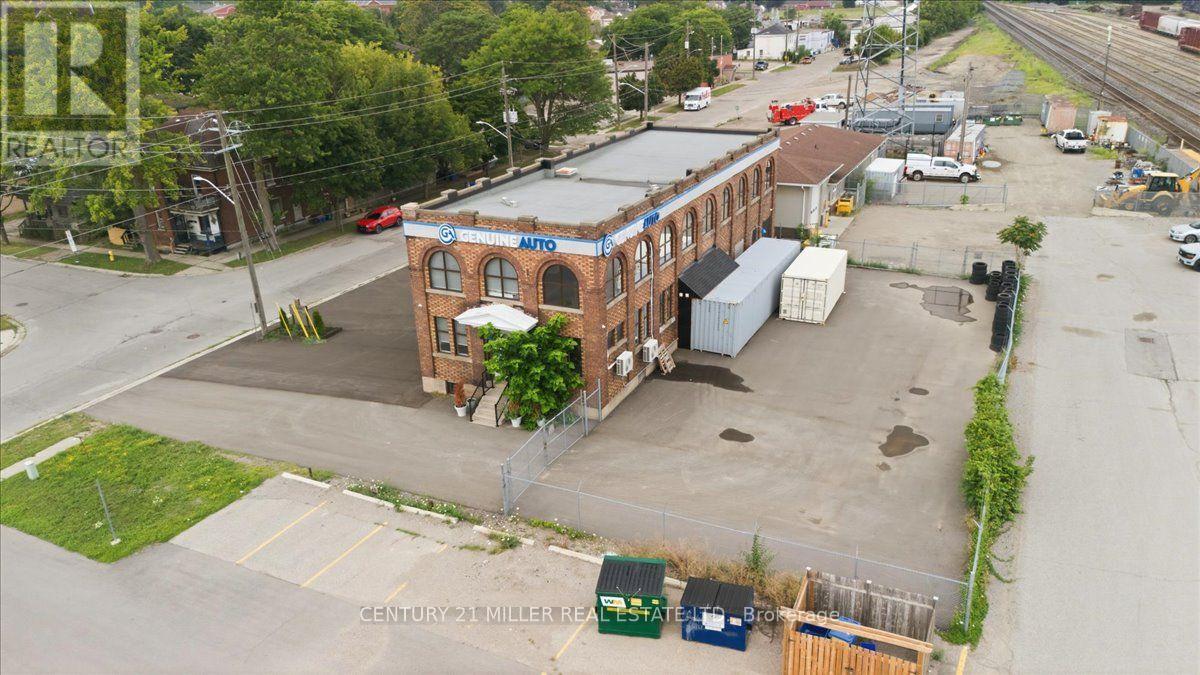 11 Wadsworth Street, Brantford, Ontario  N3T 3V5 - Photo 41 - X13658192