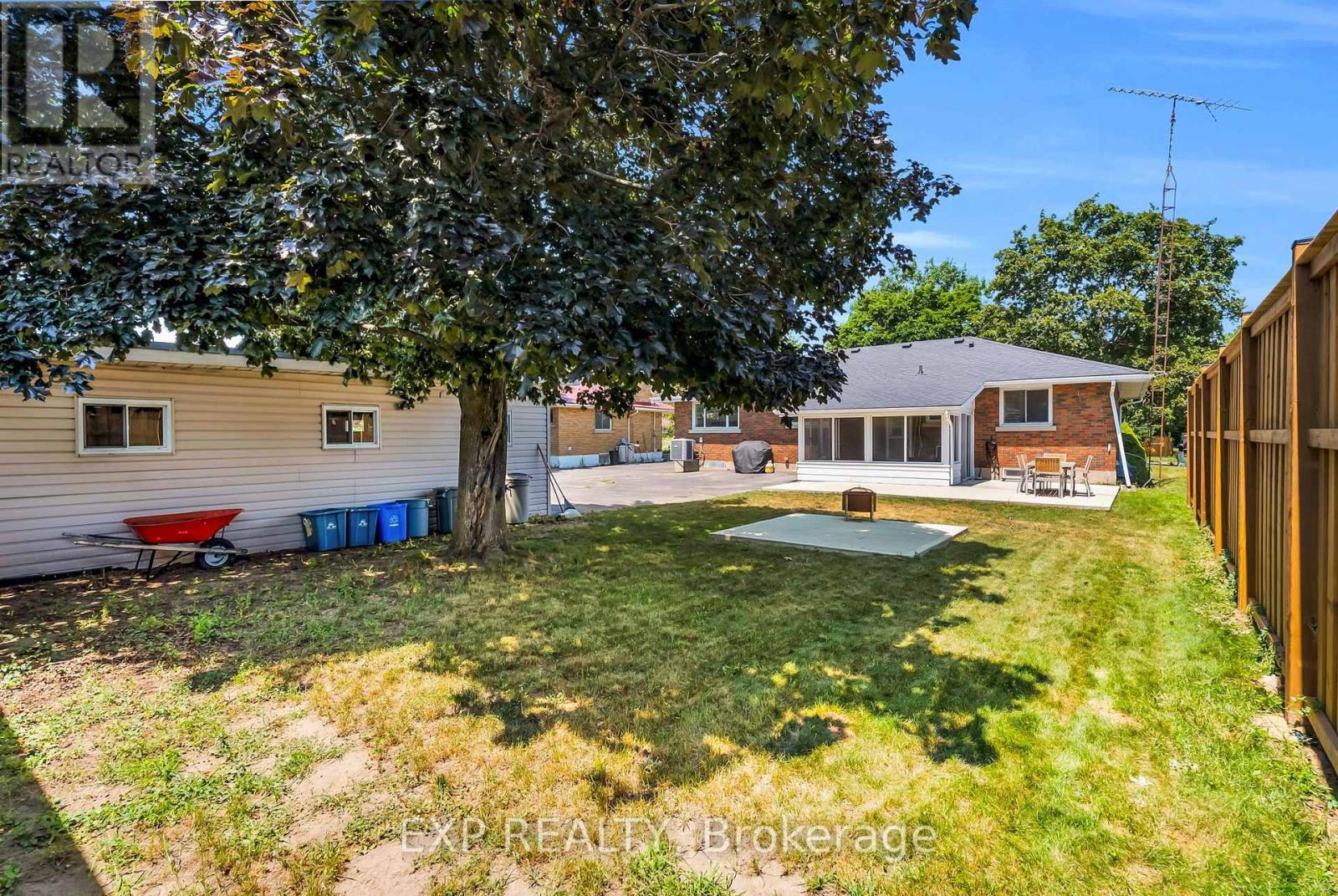 19 Woodman Drive, Brantford, Ontario  N3S 4K2 - Photo 44 - X13658224