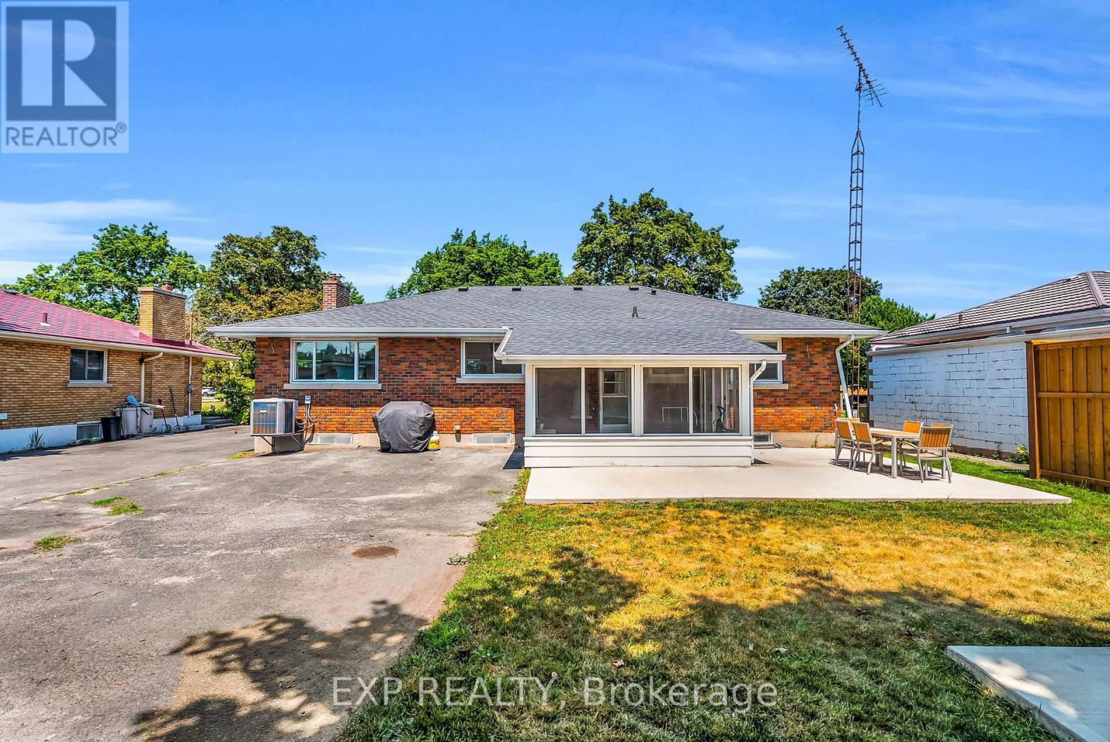19 Woodman Drive, Brantford, Ontario  N3S 4K2 - Photo 47 - X13658224