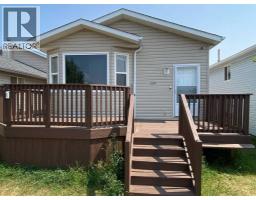 220 16 Street E, Brooks, Alberta