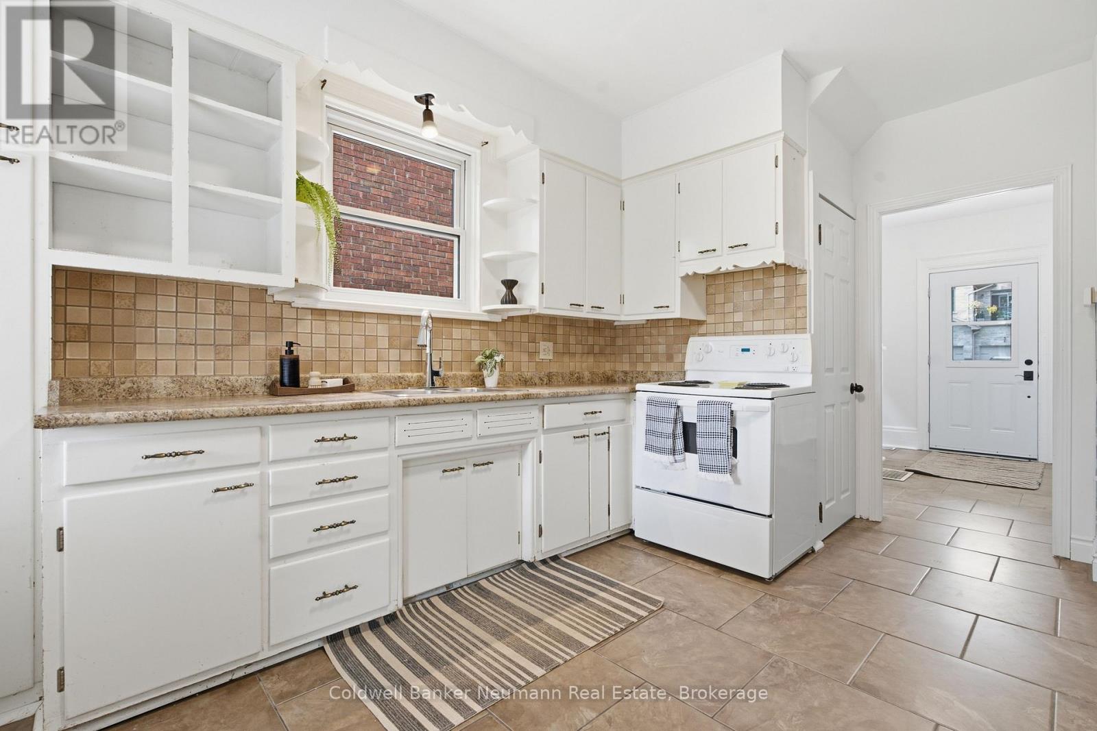 179 Elizabeth Street, Guelph, Ontario N1E 2X5 - Photo 10 - X13526438