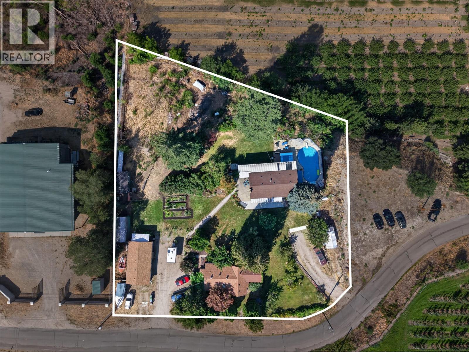 1330 Geen Road, Kelowna, British Columbia  V1X 4K4 - Photo 2 - 10393931