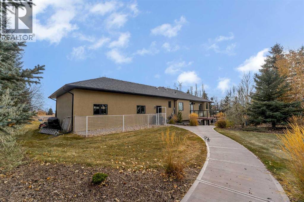 3 Canal Estate Boulevard, Rural Rocky View County, Alberta  T1X 0H6 - Photo 38 - A2315475