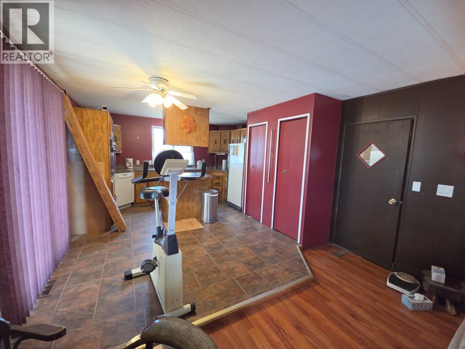 5293 44 Street SE, Chetwynd, British Columbia  V0C 1J0 - Photo 10 - 10394394