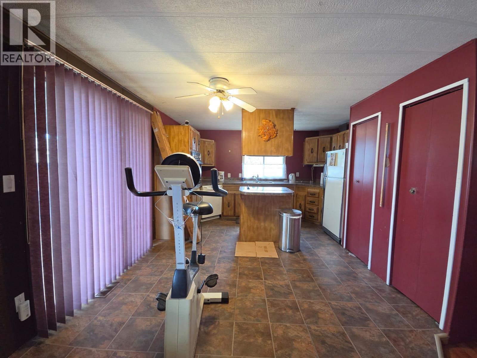 5293 44 Street SE, Chetwynd, British Columbia  V0C 1J0 - Photo 9 - 10394394