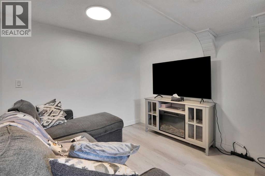 3935 14 Avenue NE, Calgary, Alberta  T2A 4A5 - Photo 27 - A2320578