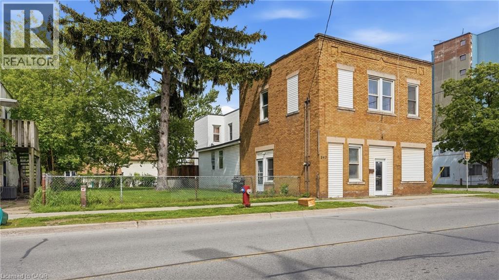 247 King Street, Welland, Ontario  L3B 3J9 - Photo 3 - 40835340