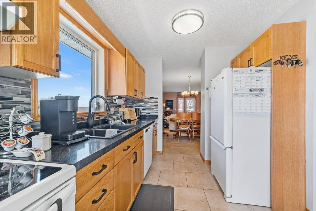 52 Macewan Park Heights NW, Calgary, Alberta  T3K 3W7 - Photo 11 - A2333762