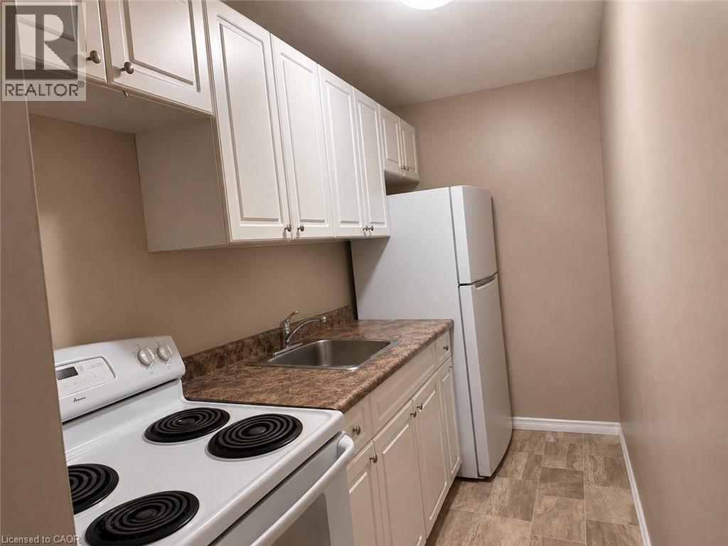 633 Barber Avenue N Unit# 7, Listowel, Ontario  N4W 1S4 - Photo 7 - 40853832
