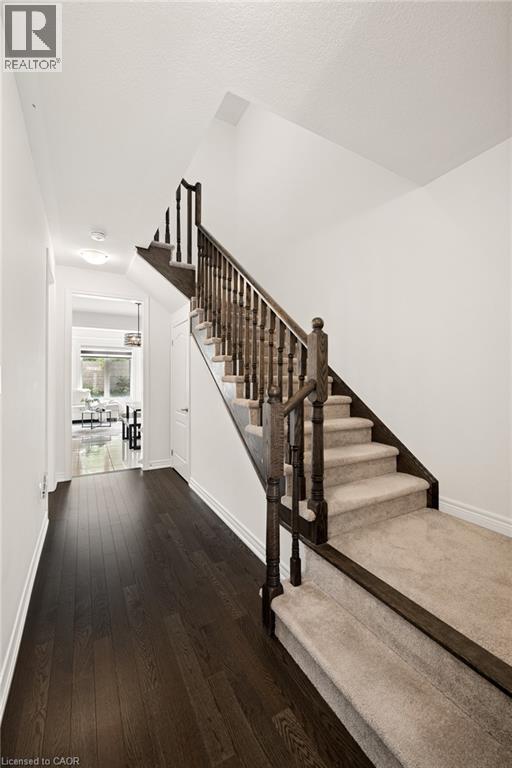 166 Deerpath Drive Unit# 49, Guelph, Ontario  N1K 0E2 - Photo 6 - 40854305