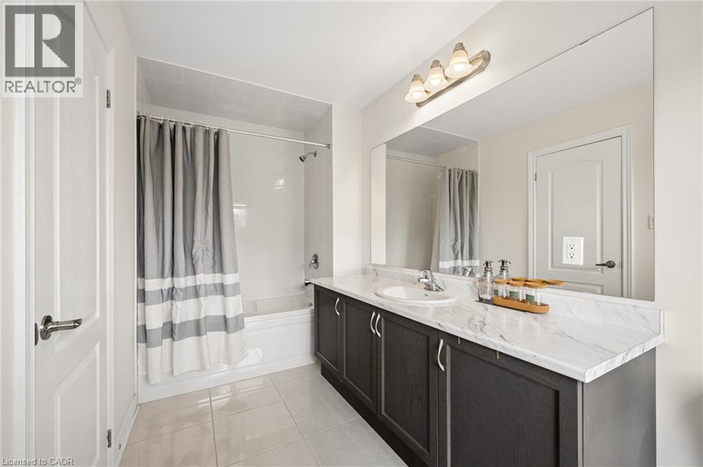 166 Deerpath Drive Unit# 49, Guelph, Ontario  N1K 0E2 - Photo 32 - 40854305