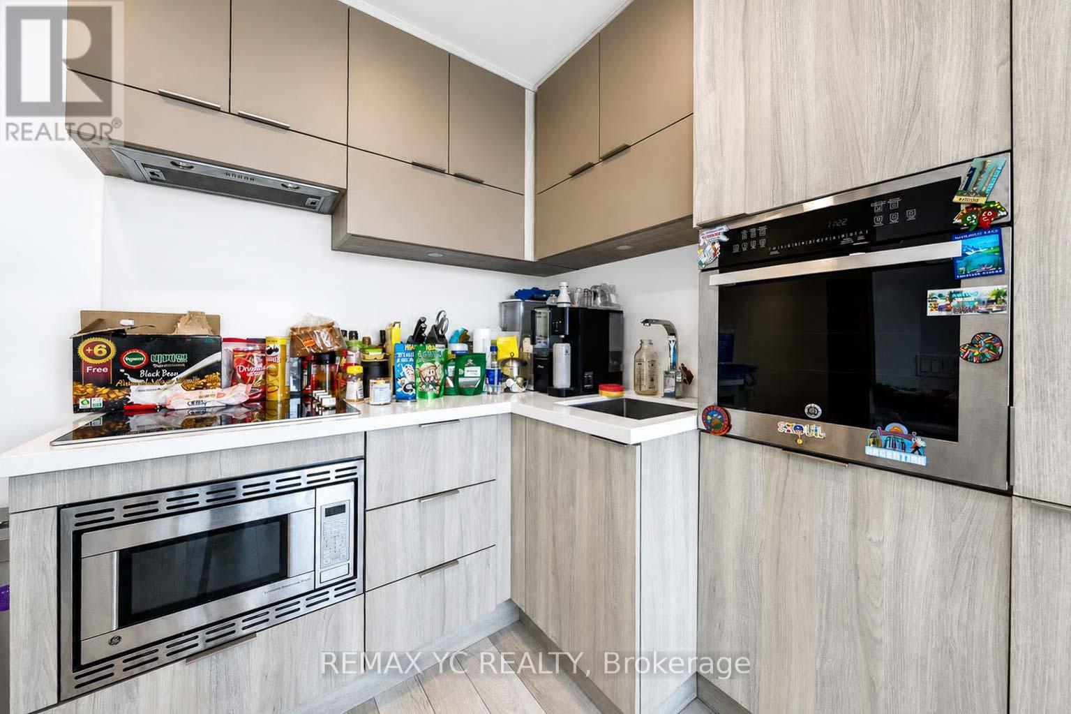 3708 - 39 Roehampton Avenue, Toronto, Ontario  M4P 0G1 - Photo 5 - C13658074