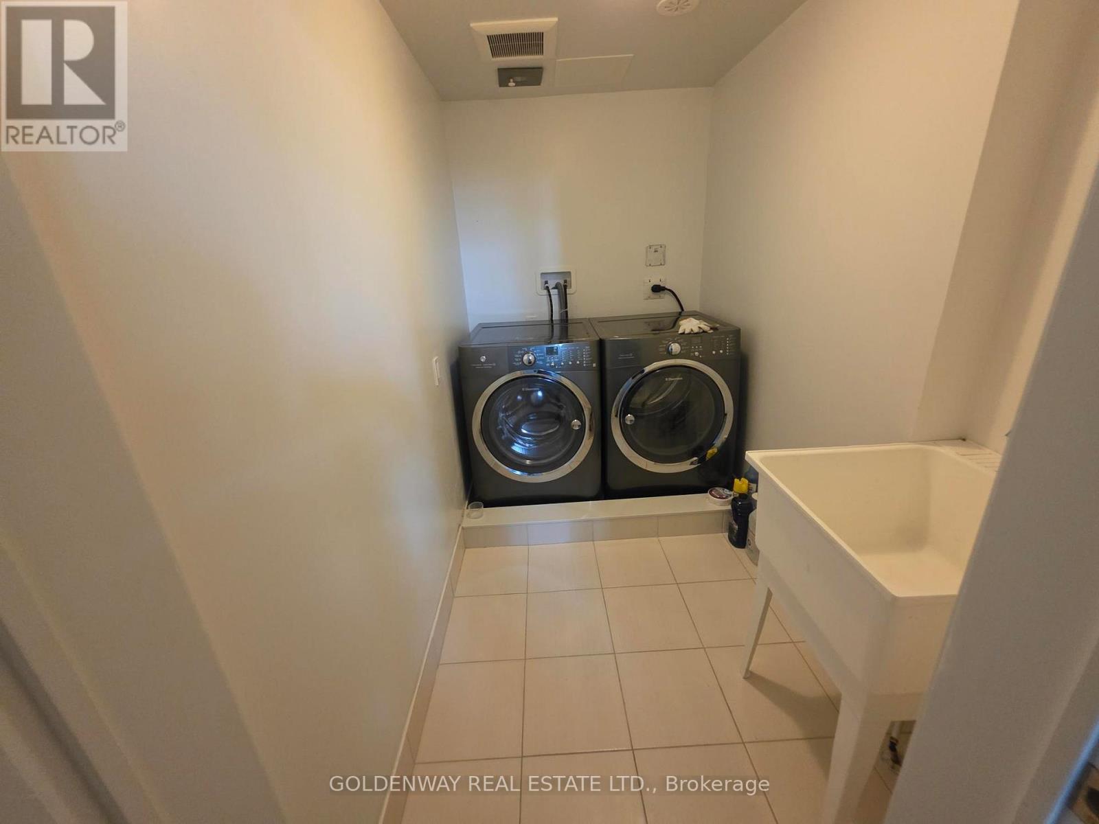 9 Caseley Way, Markham, Ontario  L3R 4Z7 - Photo 21 - N13658020