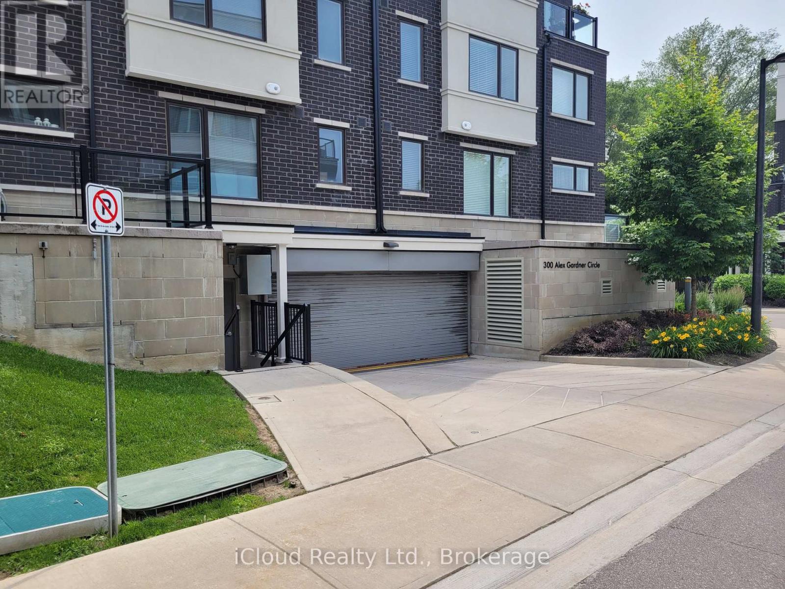 55 - 300 Alex Gardner Circle, Aurora, Ontario  L4G 3G5 - Photo 4 - N13658022