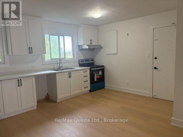 6 - 174 Queen Street, Quinte West, Ontario  K8V 4Y6 - Photo 8 - X13652208