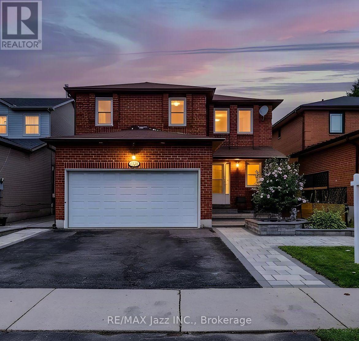 626 STROUDS LANE, Pickering, Ontario