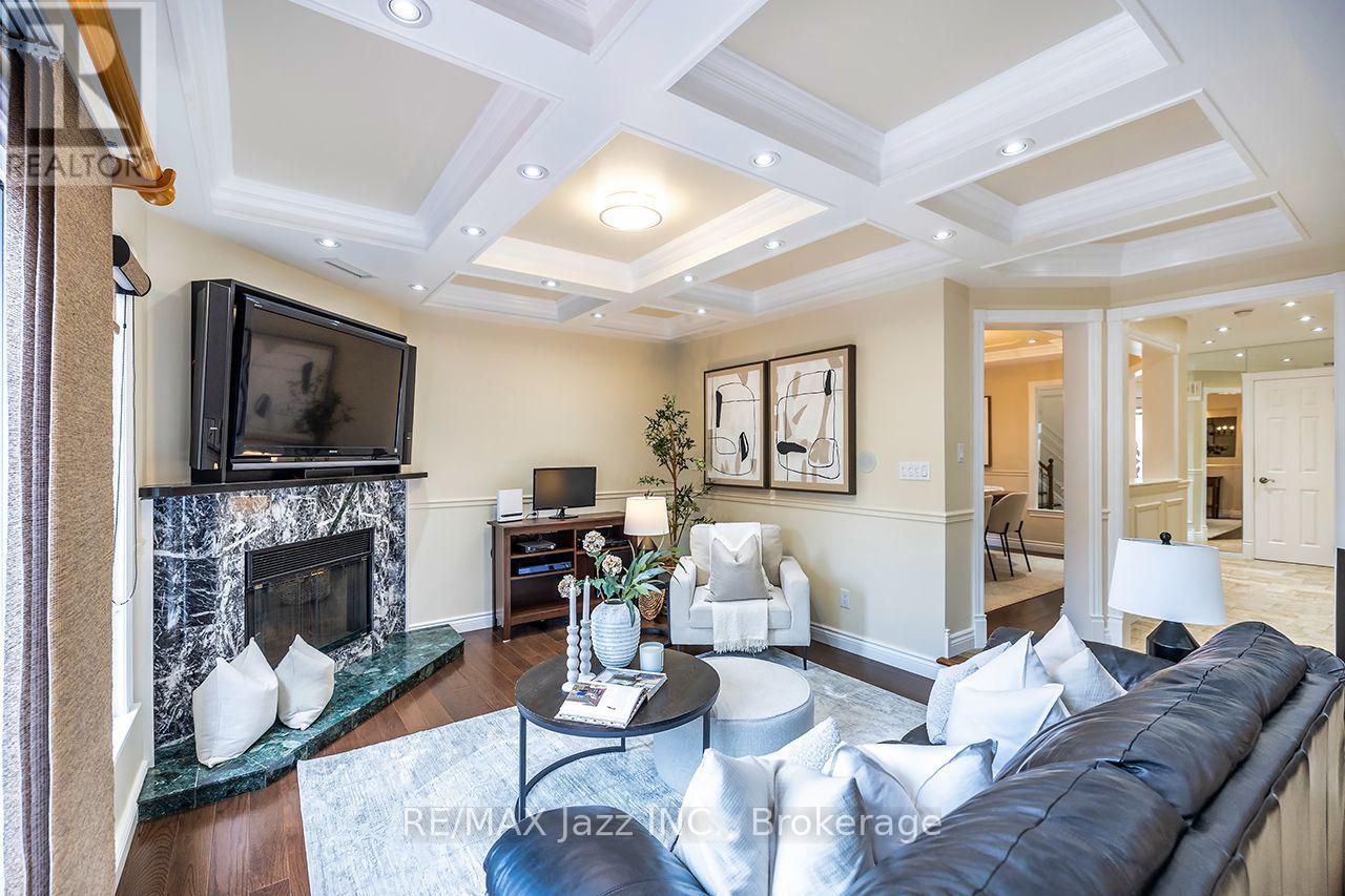 626 Strouds Lane, Pickering, Ontario  L1V 4T3 - Photo 16 - E13658266
