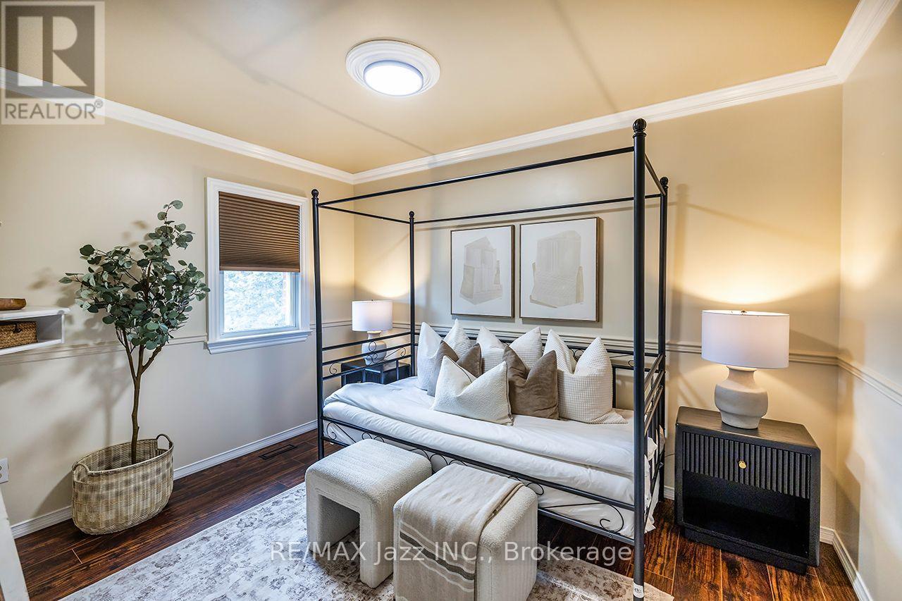 626 Strouds Lane, Pickering, Ontario  L1V 4T3 - Photo 25 - E13658266