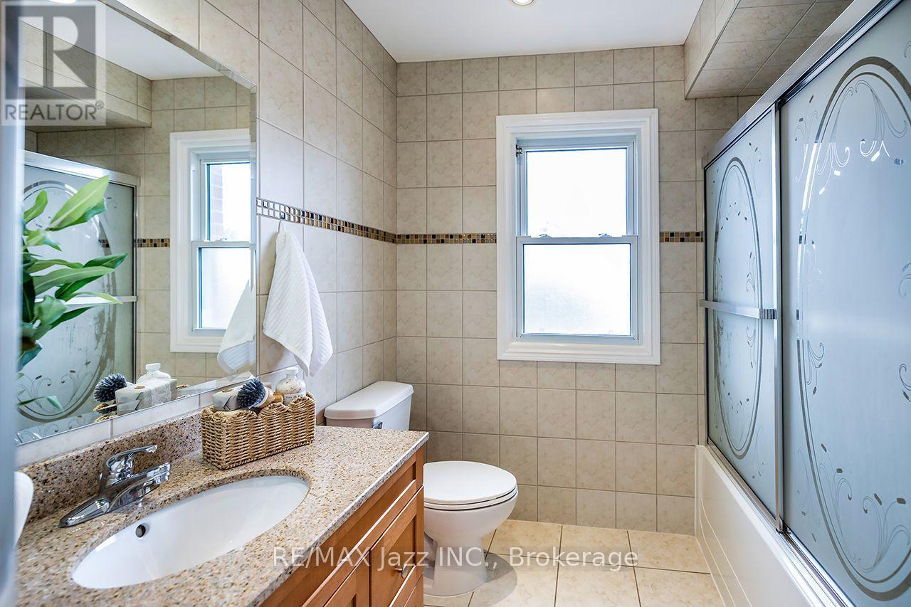 626 Strouds Lane, Pickering, Ontario  L1V 4T3 - Photo 27 - E13658266