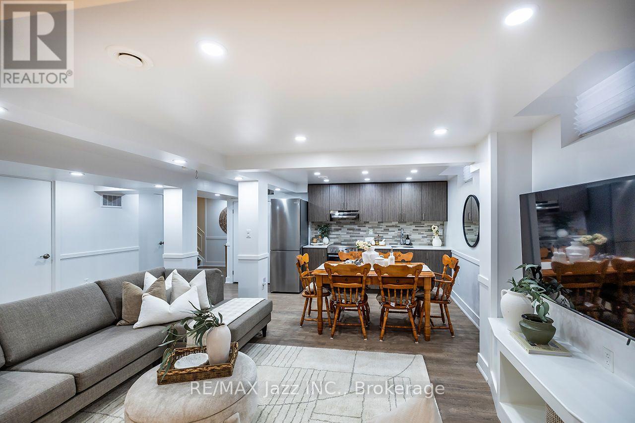 626 Strouds Lane, Pickering, Ontario  L1V 4T3 - Photo 31 - E13658266