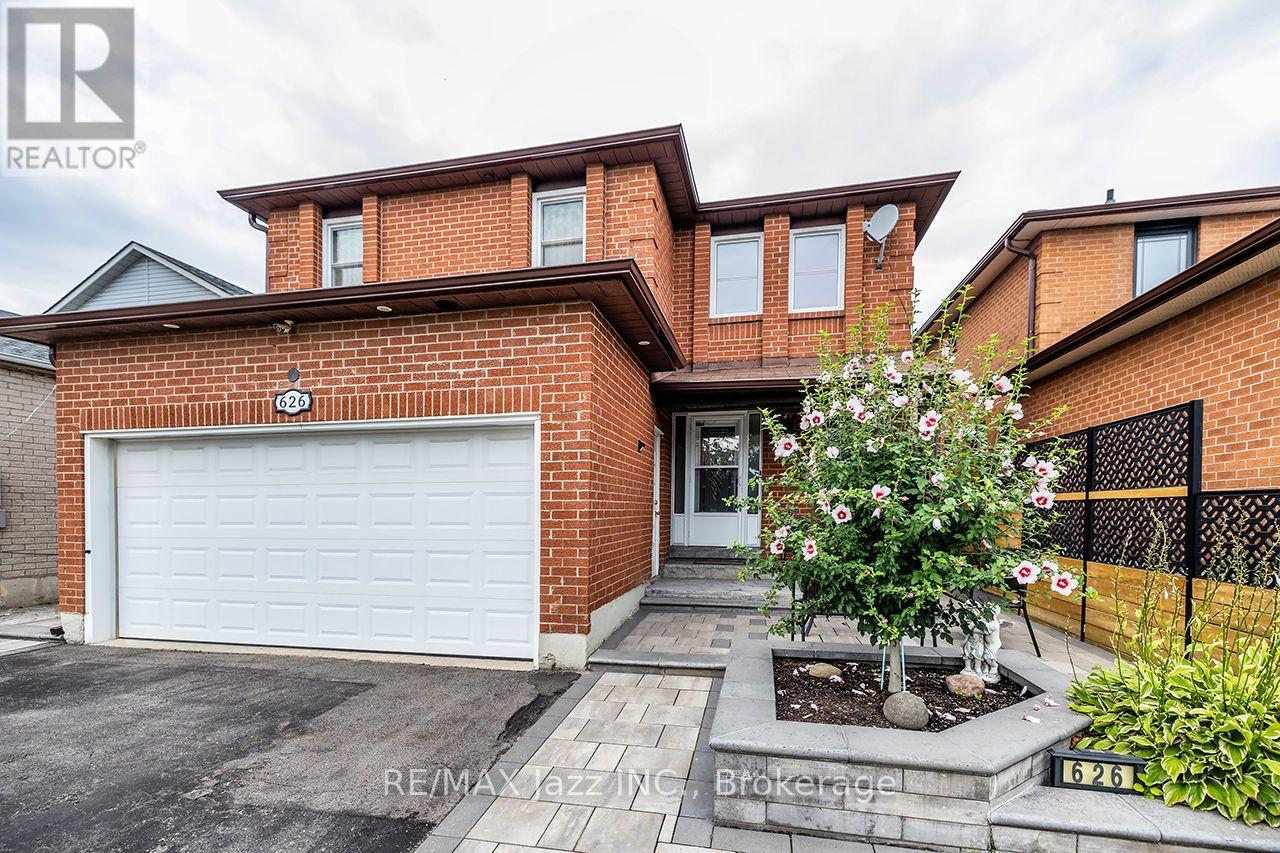 626 Strouds Lane, Pickering, Ontario  L1V 4T3 - Photo 44 - E13658266
