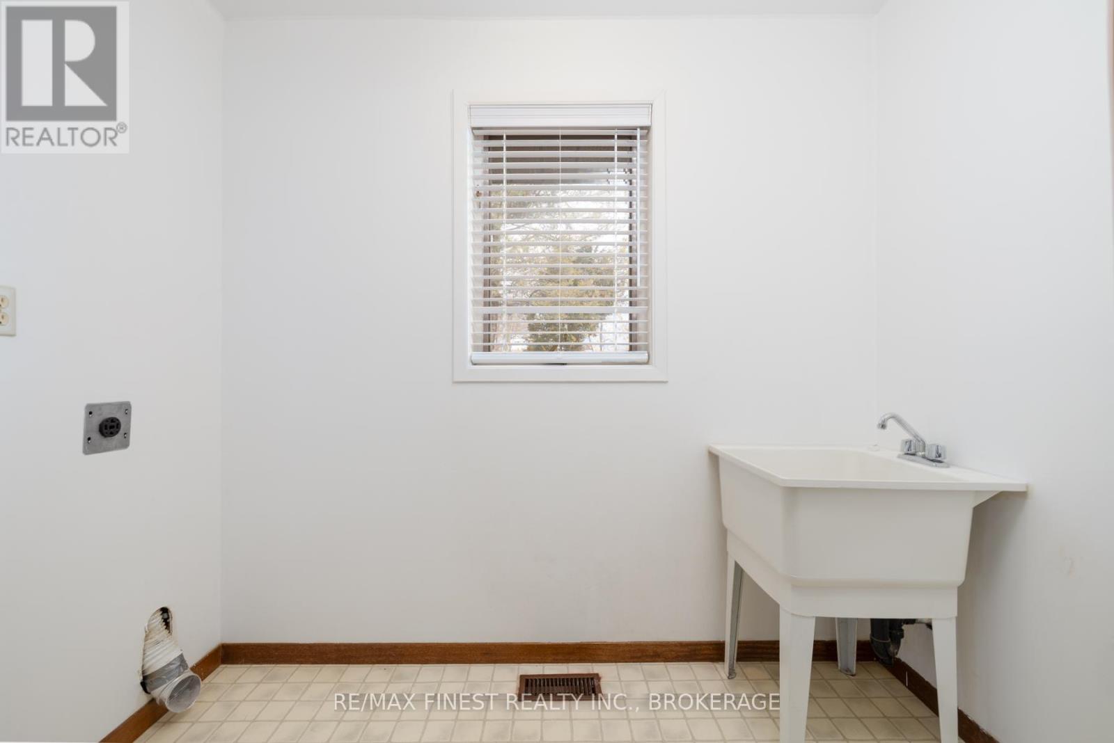 1141 Front Road, Kingston, Ontario  K7M 4M2 - Photo 13 - X13658378