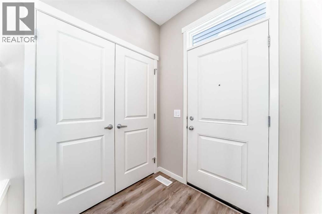 185 Mercado Landing SE, Calgary, Alberta  T3M 4C6 - Photo 8 - A2293484