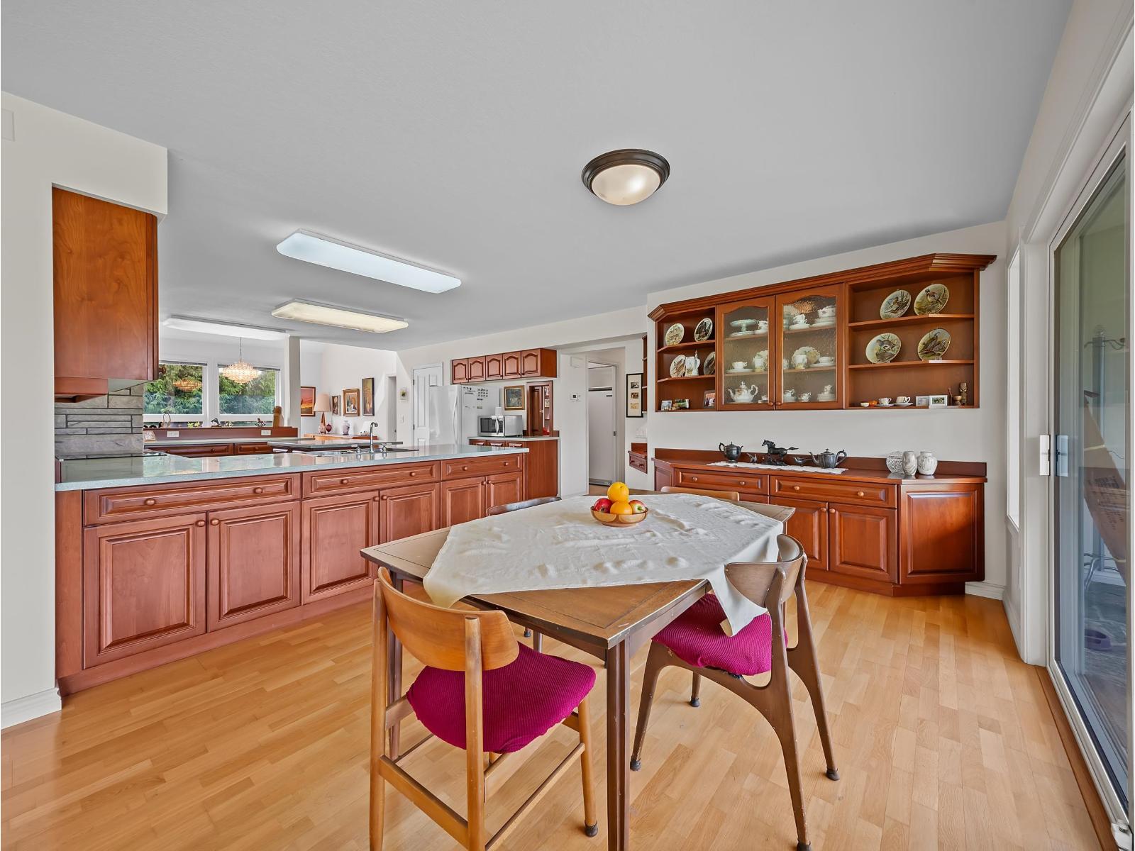 29598 Galahad Crescent, Abbotsford, British Columbia  V4X 2E4 - Photo 15 - R3154110