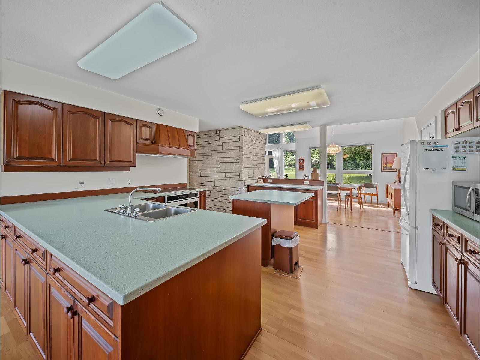29598 Galahad Crescent, Abbotsford, British Columbia  V4X 2E4 - Photo 11 - R3154110