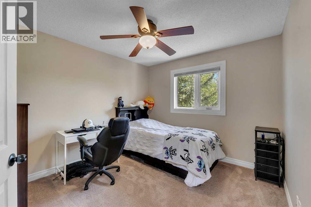 33 Edgevalley Way Nw, Calgary, Alberta  T3A 4X7 - Photo 43 - A2316581