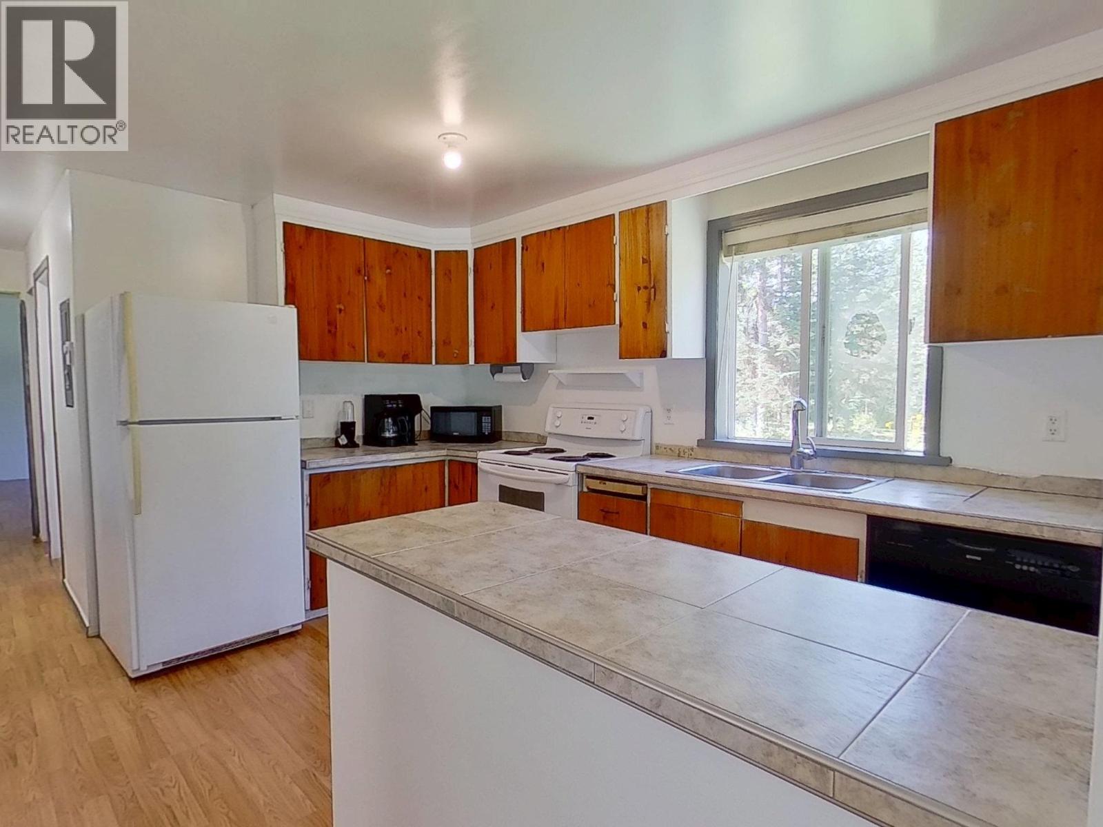 3994 Caravelle Road, Quesnel, British Columbia  V2J 6V3 - Photo 4 - R3154143