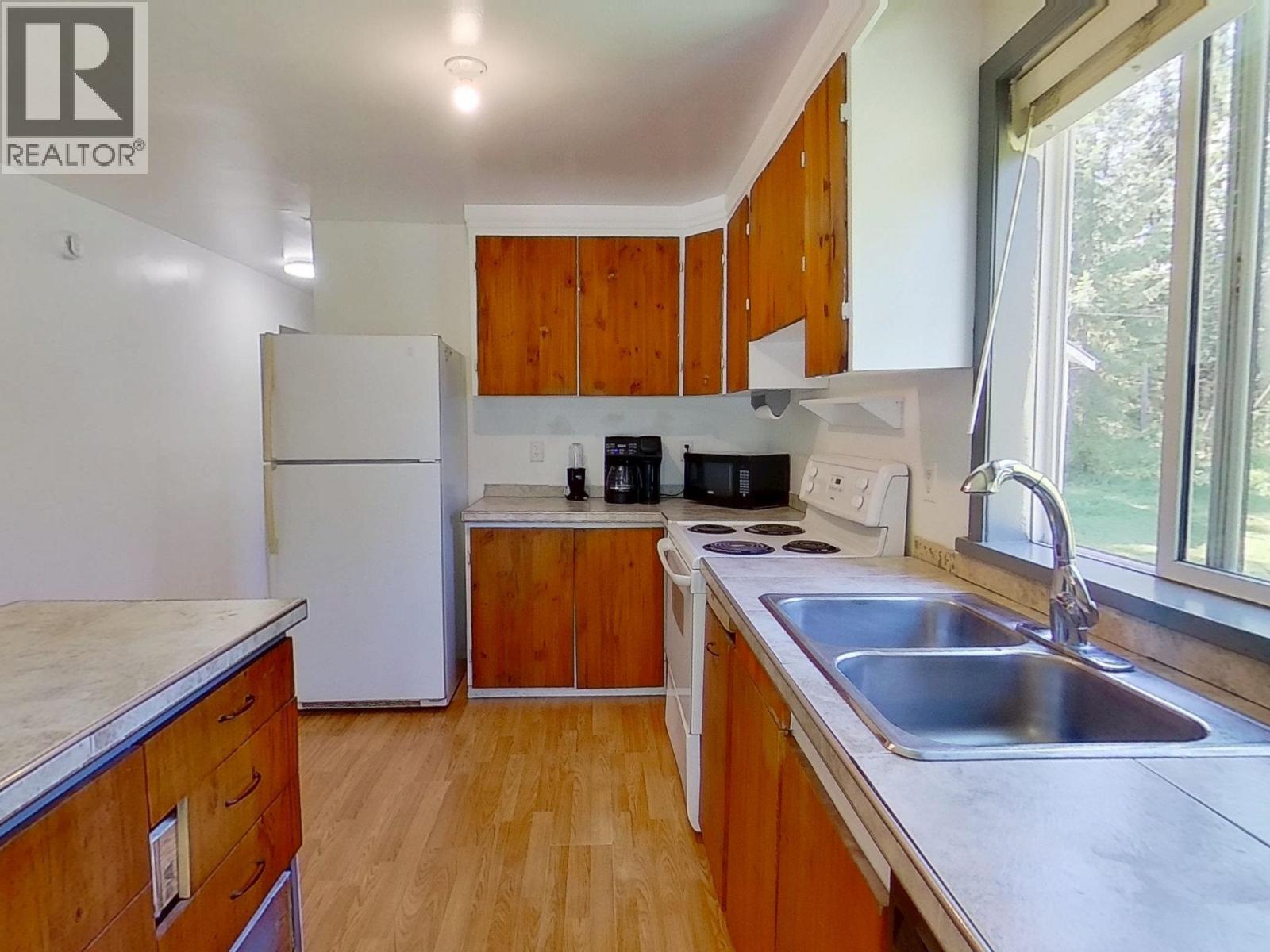 3994 Caravelle Road, Quesnel, British Columbia  V2J 6V3 - Photo 5 - R3154143