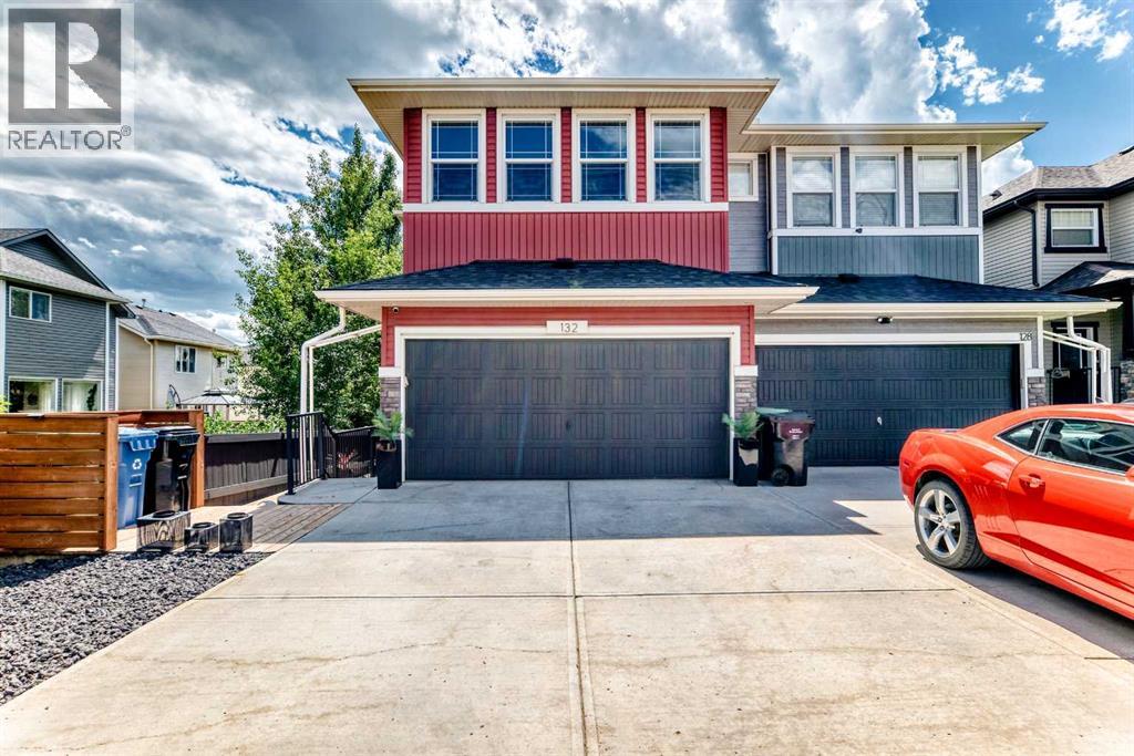 132 Evanscove Manor NW, Calgary, Alberta  T3P 0E5 - Photo 2 - A2333859