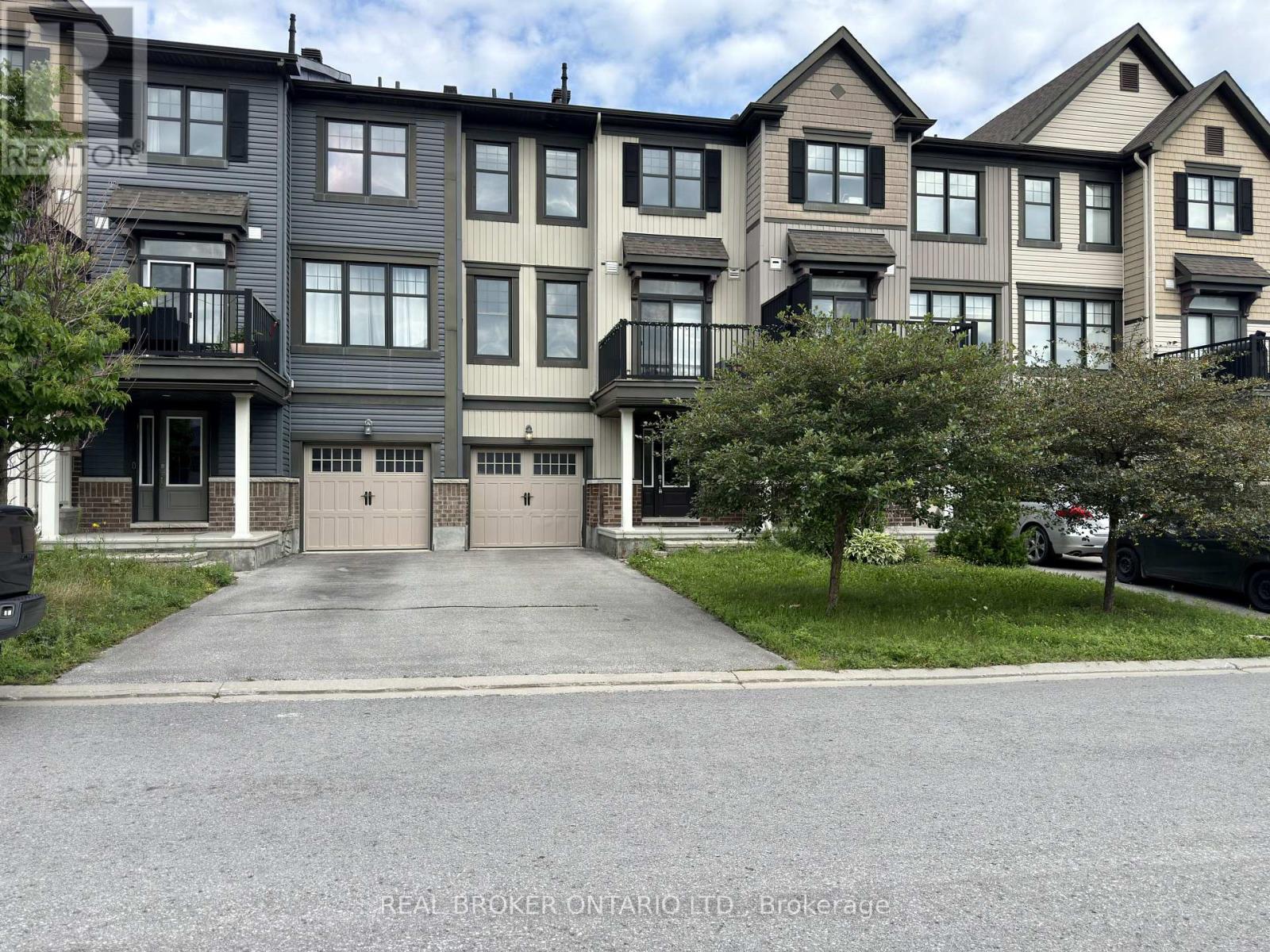 66 FALLENGALE CRESCENT