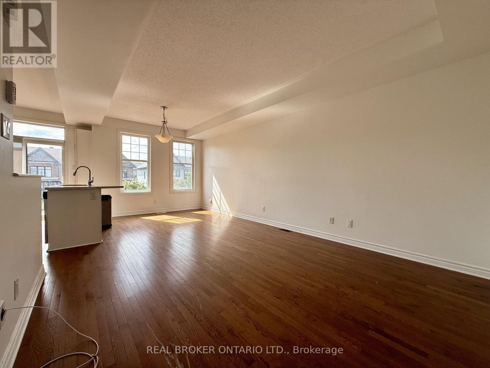 66 Fallengale Crescent, Ottawa, Ontario  K2T 0K9 - Photo 15 - X13658292