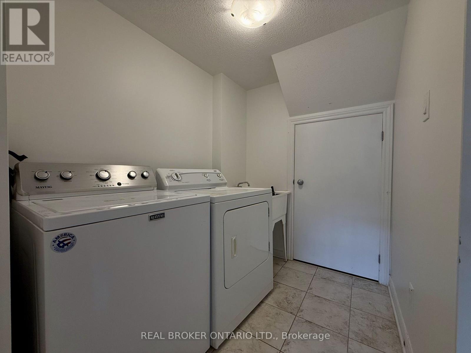 66 Fallengale Crescent, Ottawa, Ontario  K2T 0K9 - Photo 6 - X13658292