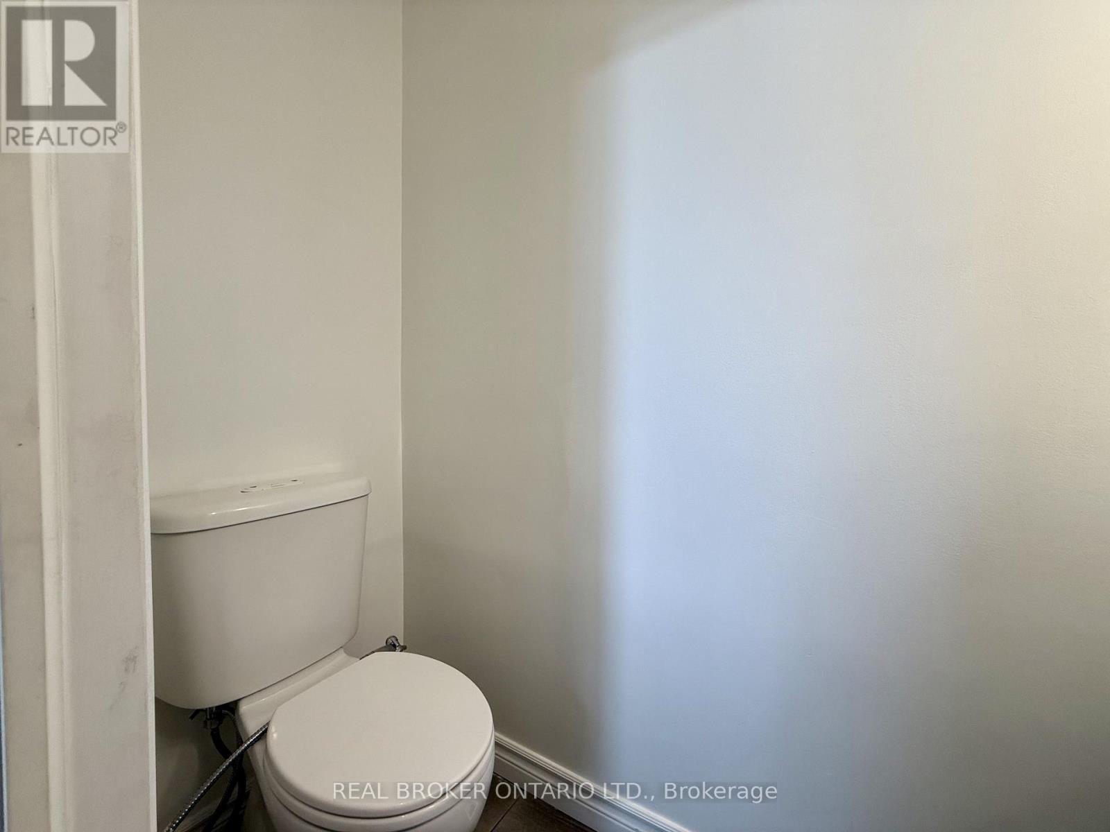 66 Fallengale Crescent, Ottawa, Ontario  K2T 0K9 - Photo 9 - X13658292