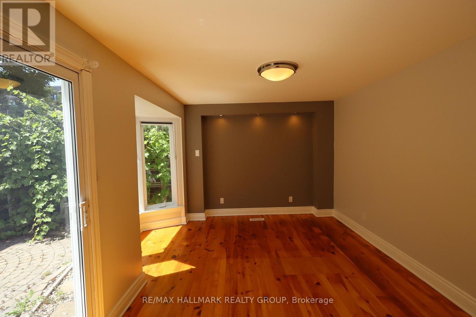 21 Electric Street, Ottawa, Ontario  K1M 1X5 - Photo 11 - X13658326