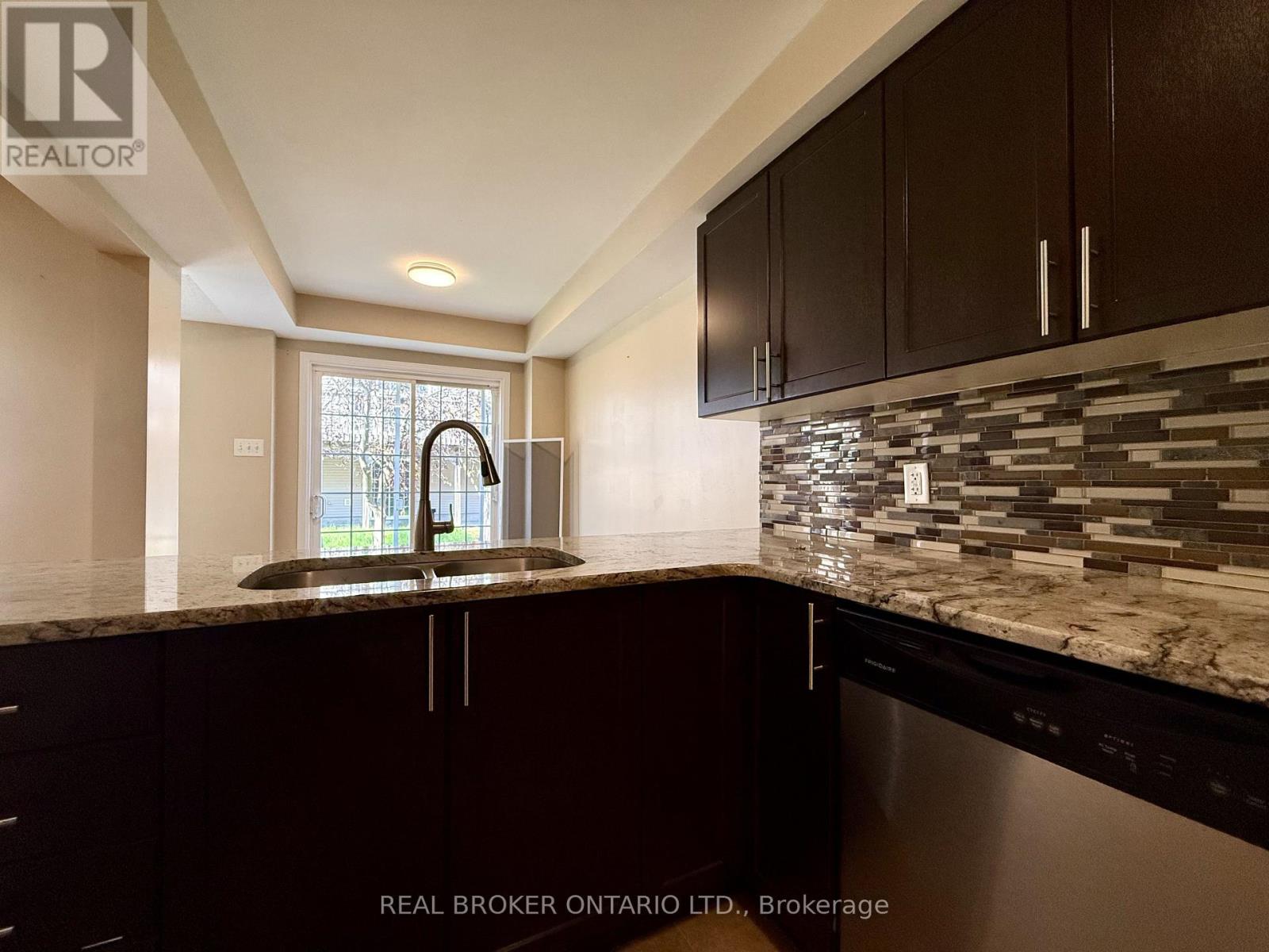 306 Aldworth Private, Ottawa, Ontario  K2S 0M8 - Photo 16 - X13658358