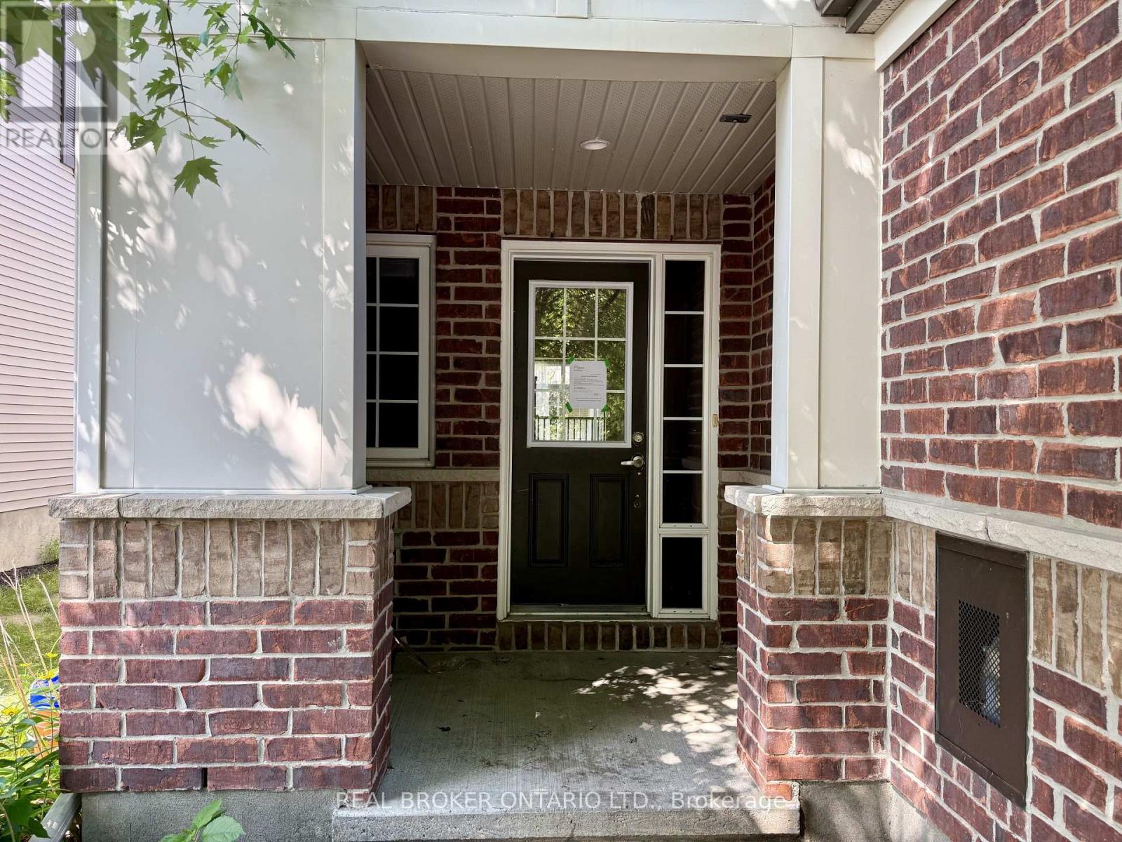 306 Aldworth Private, Ottawa, Ontario  K2S 0M8 - Photo 3 - X13658358