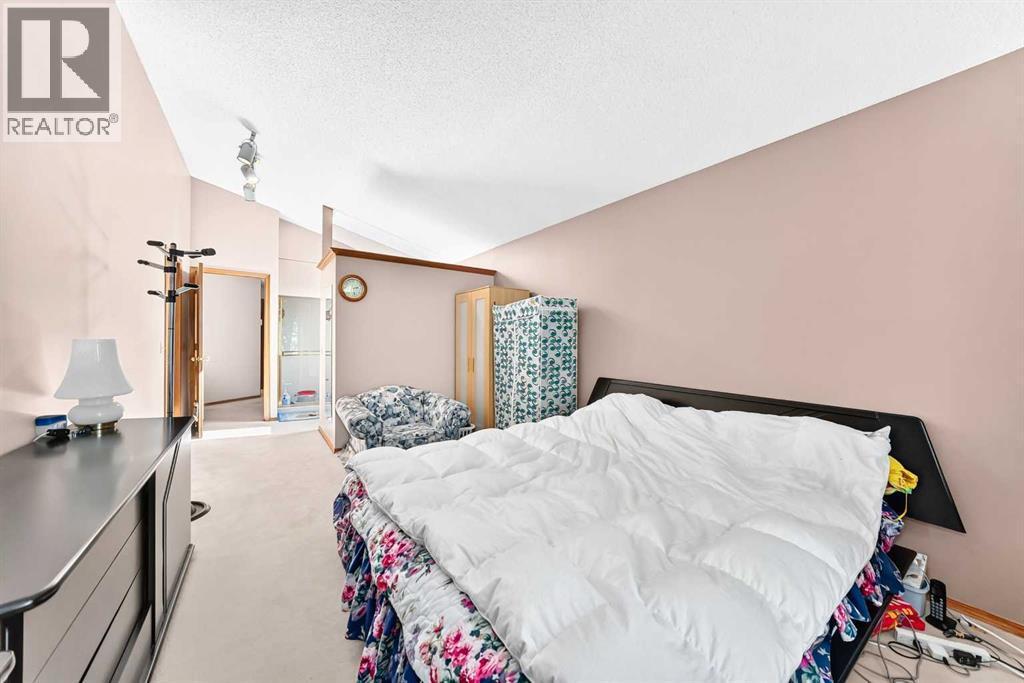 184 Hampshire Circle NW, Calgary, Alberta  T3A 4Y3 - Photo 20 - A2335371