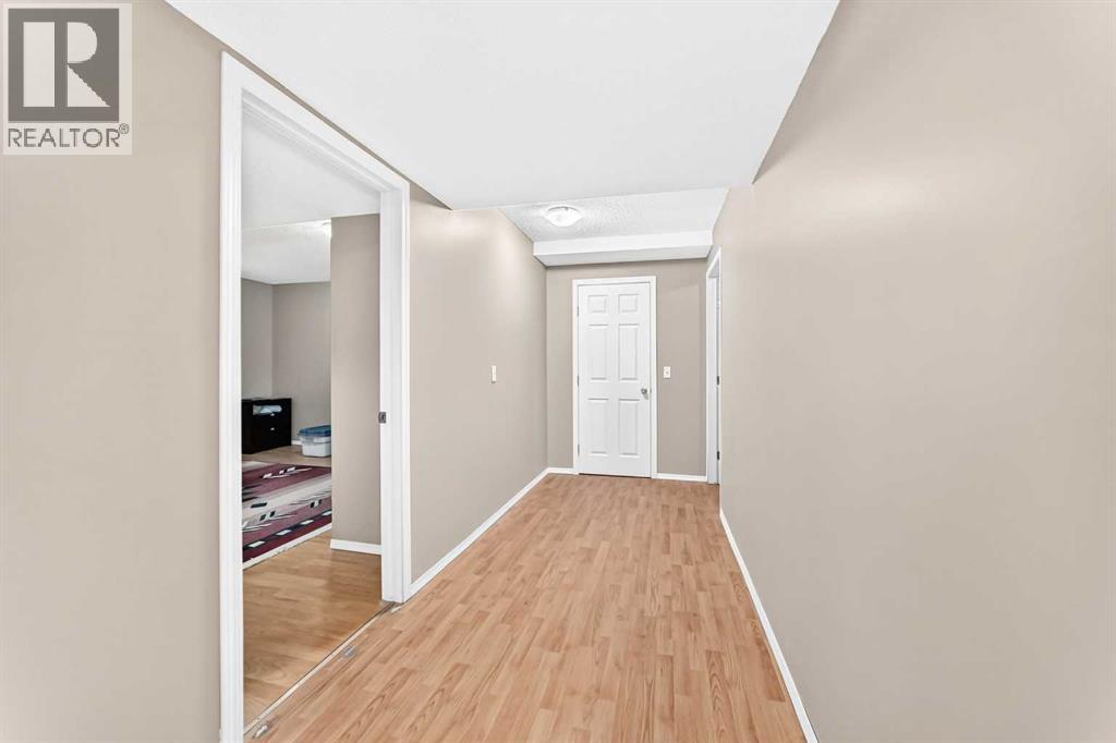 184 Hampshire Circle NW, Calgary, Alberta  T3A 4Y3 - Photo 33 - A2335371